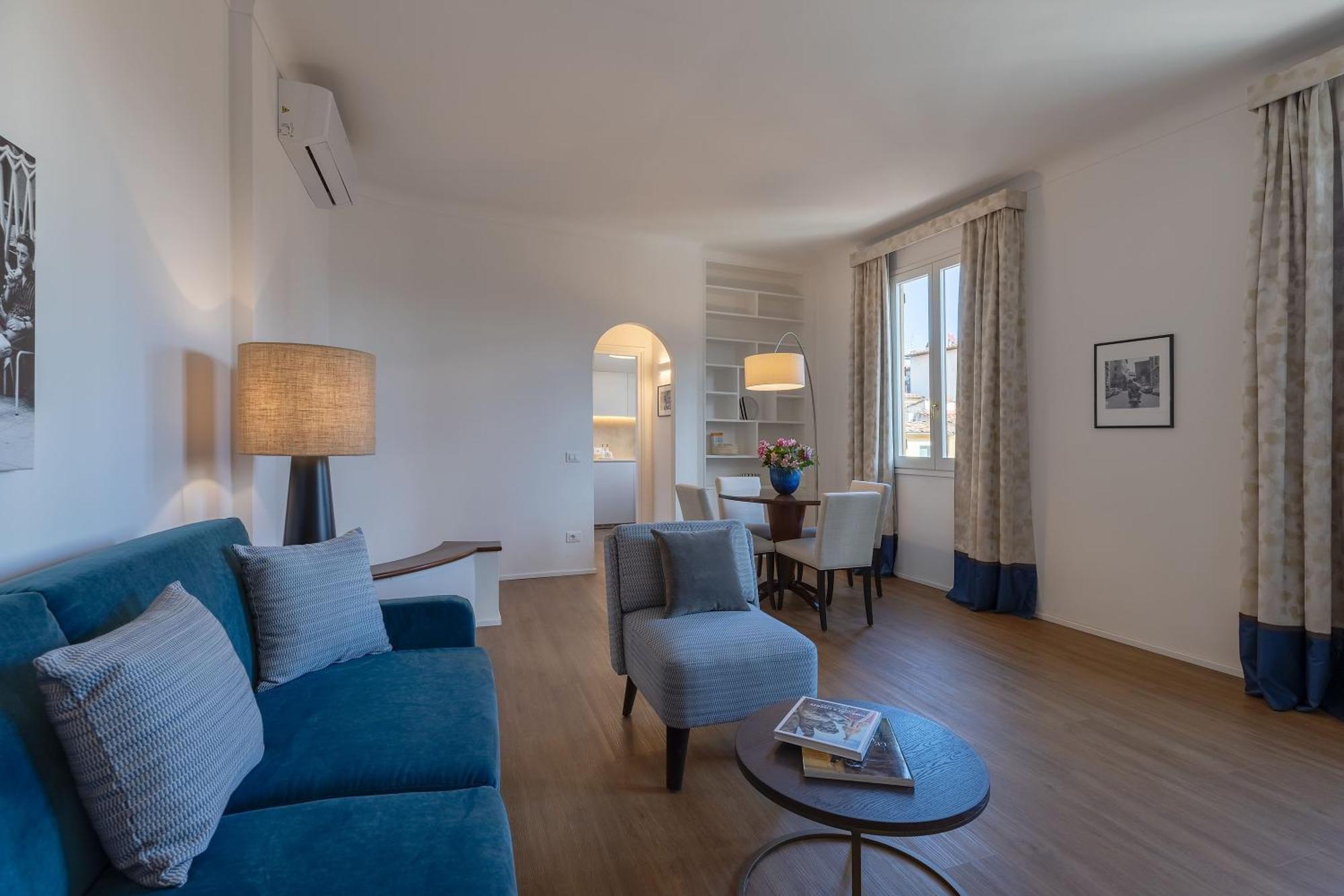 Dora Penthouse Uffizi View Apartamento Florença